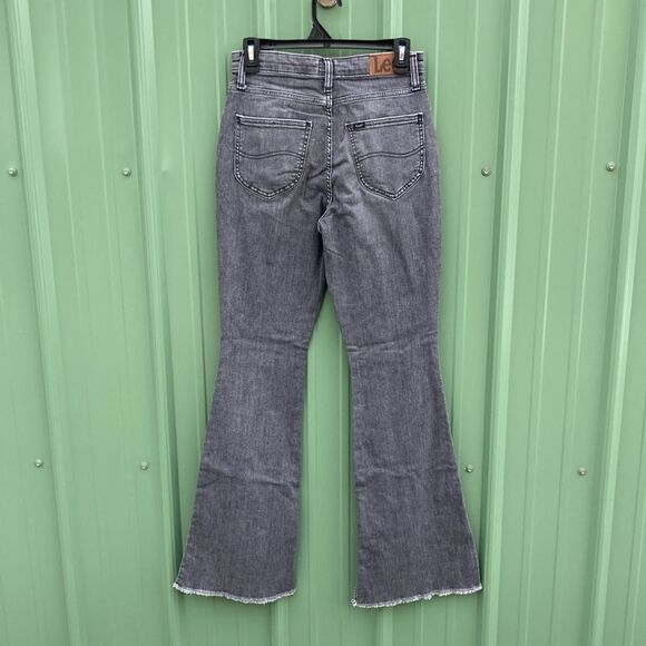 Women’s Lee High Rise Flare Denim Jean Pants with Raw Hem Size 6 M - Picture 2 of 9